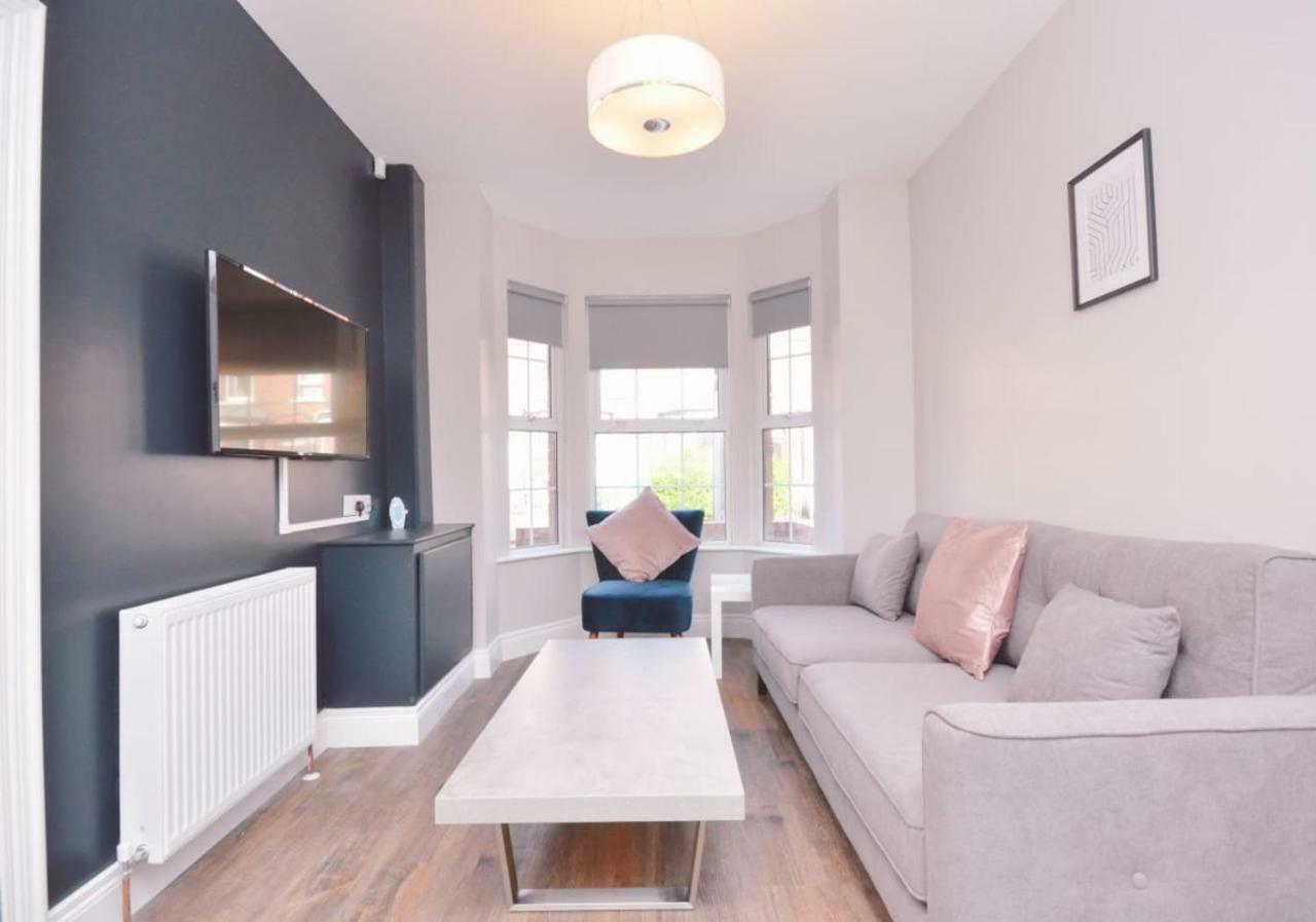 Queens Quarter Townhouse 1 Belfast Esterno foto